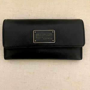 Marc Jacob black leather wallet